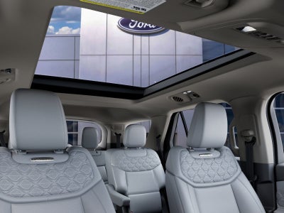 2027 Ford Explorer Platinum™