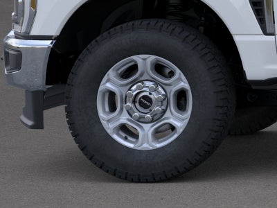 2026 Ford Super Duty F-350® XLT