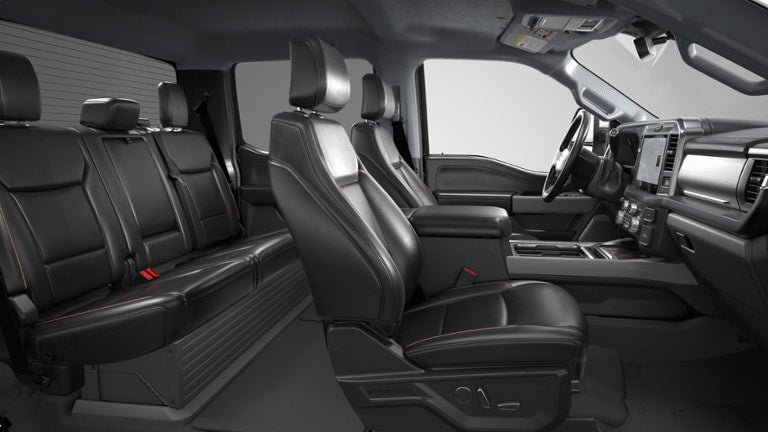2026 Ford Super Duty F-350® Lariat®