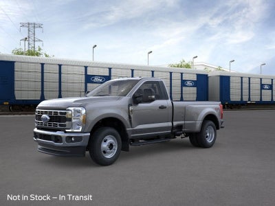 2026 Ford Super Duty F-350® XLT