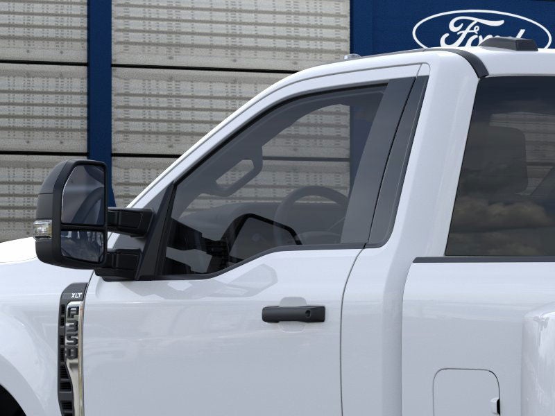 2026 Ford Super Duty F-350® XLT