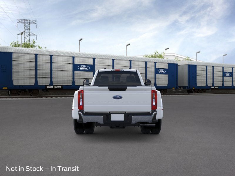 2026 Ford Super Duty F-350® XLT