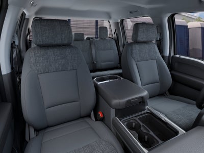 2027 Ford Super Duty F-350® XLT