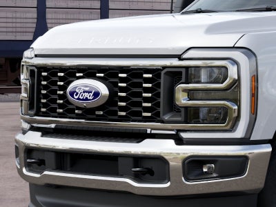 2027 Ford Super Duty F-350® XLT
