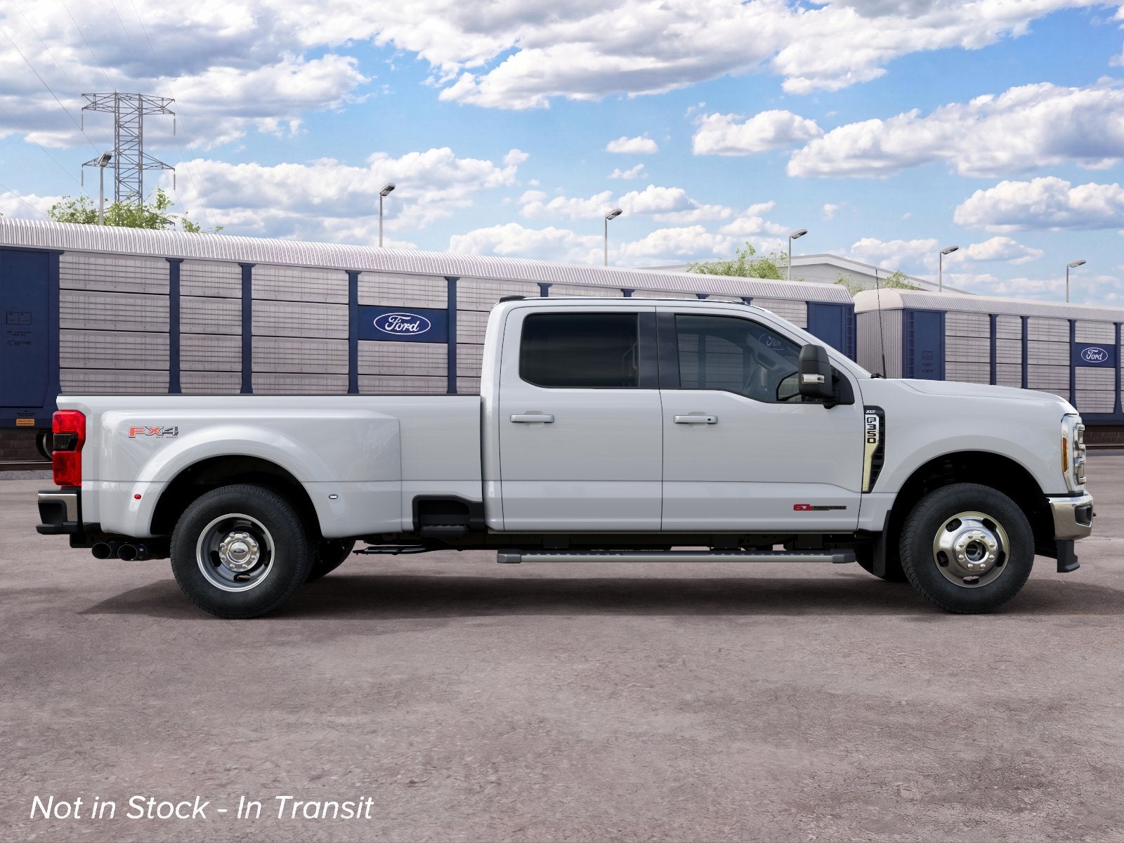 2027 Ford Super Duty F-350® XLT