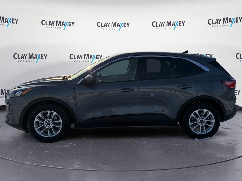 Used 2021 Ford Escape SE with VIN 1FMCU0G68MUB20960 for sale in Harrison, AR