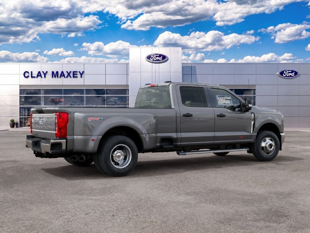 2027 Ford F-350SD XLT DRW