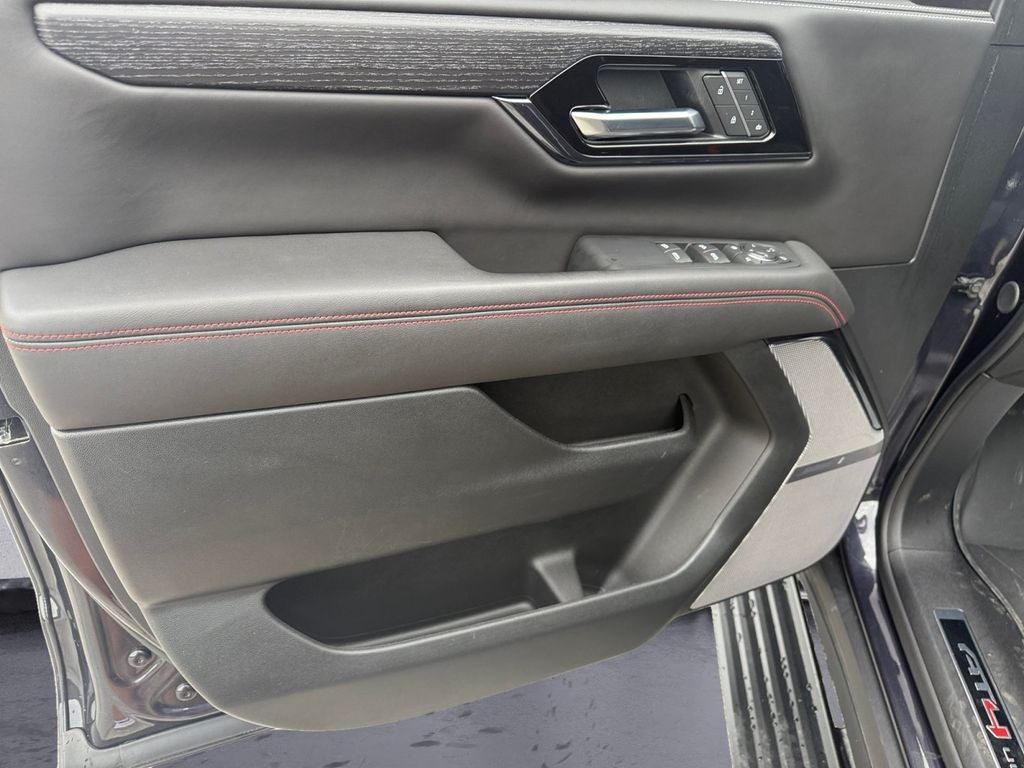 2025 GMC Yukon AT4 Ultimate