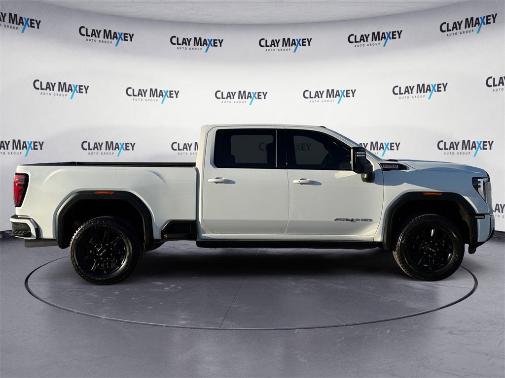 2025 GMC Sierra 2500HD AT4