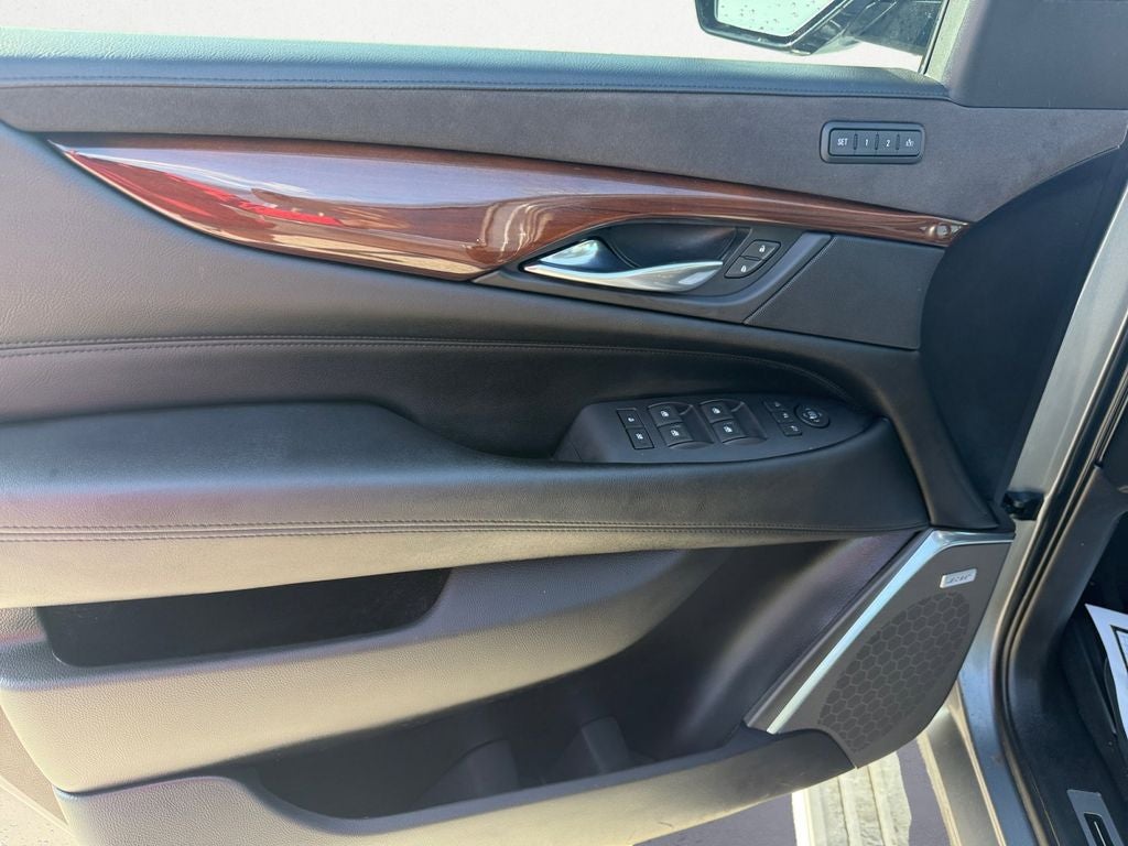 2018 Cadillac Escalade ESV Premium