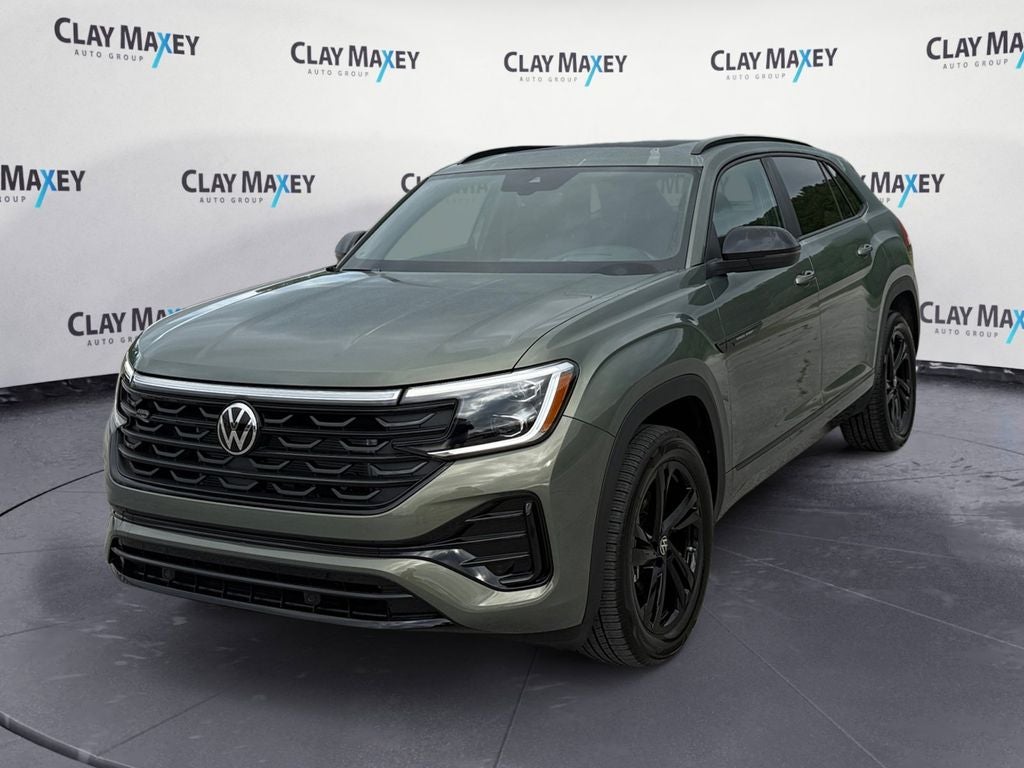 2026 Volkswagen Atlas Cross Sport 2.0T SEL R-Line Black