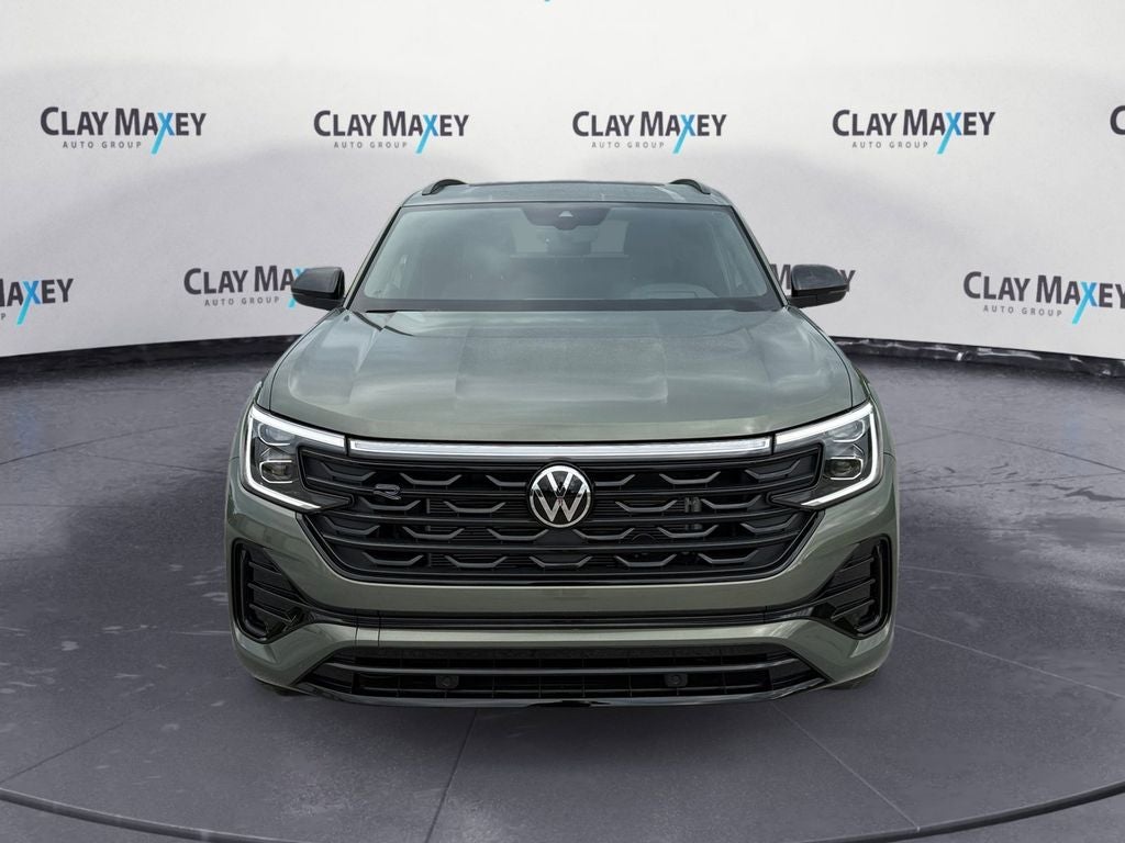 2026 Volkswagen Atlas Cross Sport 2.0T SEL R-Line Black