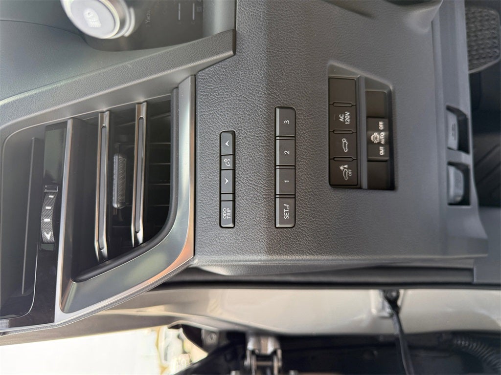 2025 Lexus GX 550 Luxury+